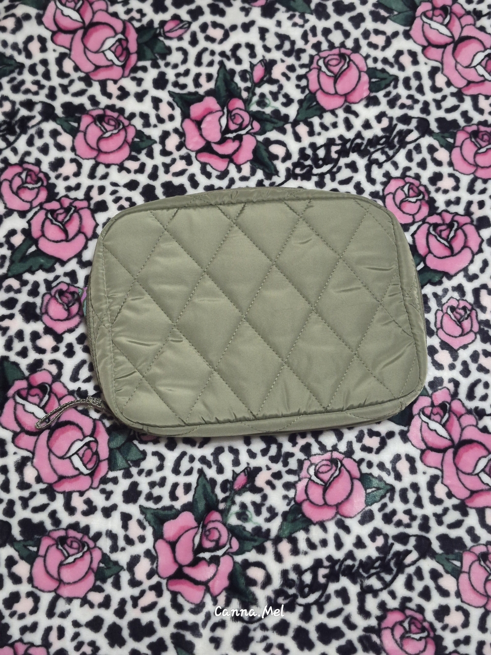 Vera Bradley Quilted Olive Green Travel Pouch